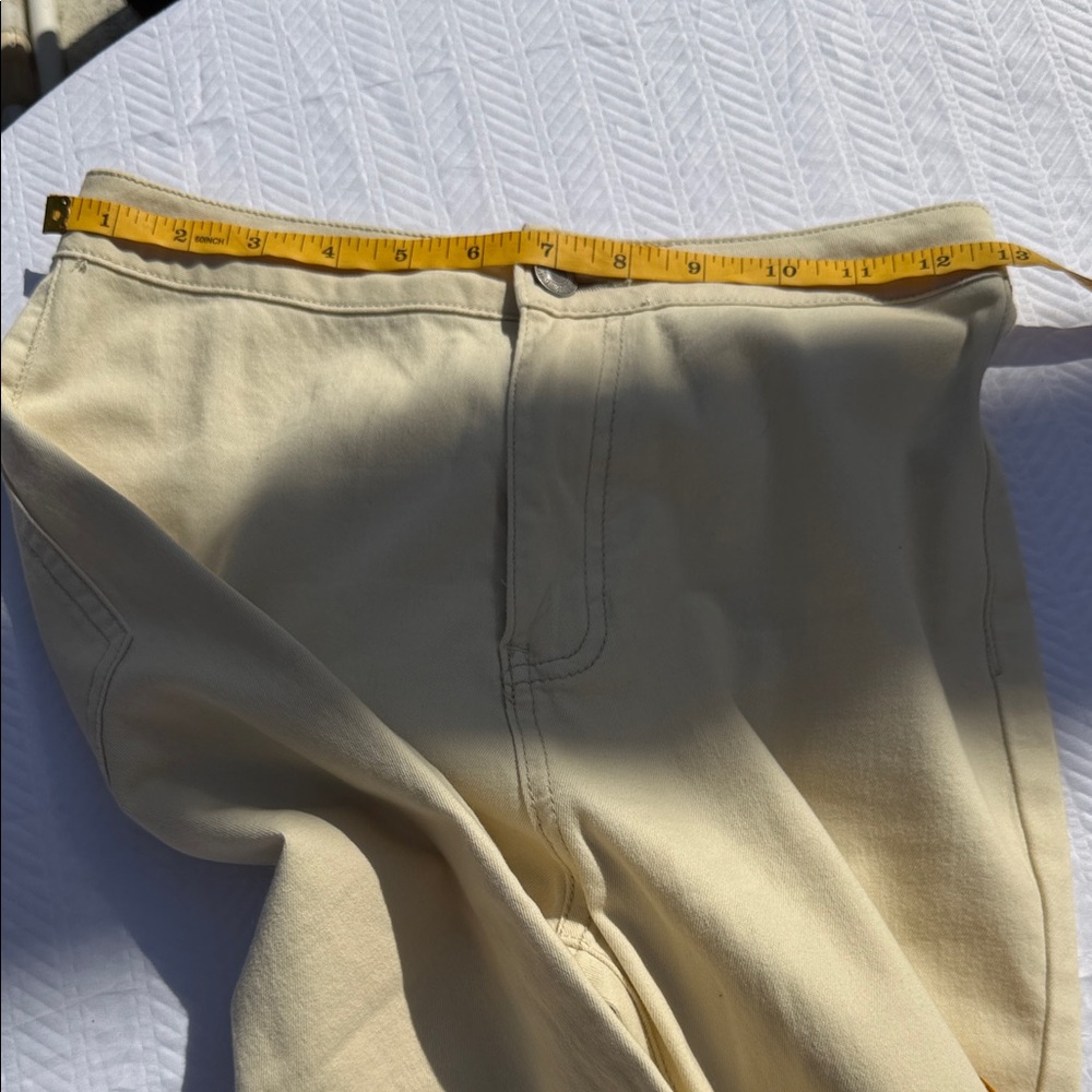 Blank Paige Cream Flare Jeans - High Waist Wide Leg - Picture 6 of 9